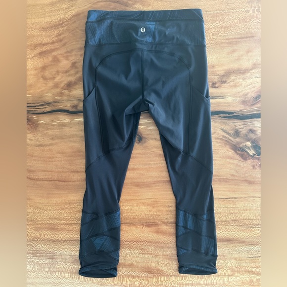 LULULEMON Leggings - Picture 2 of 12